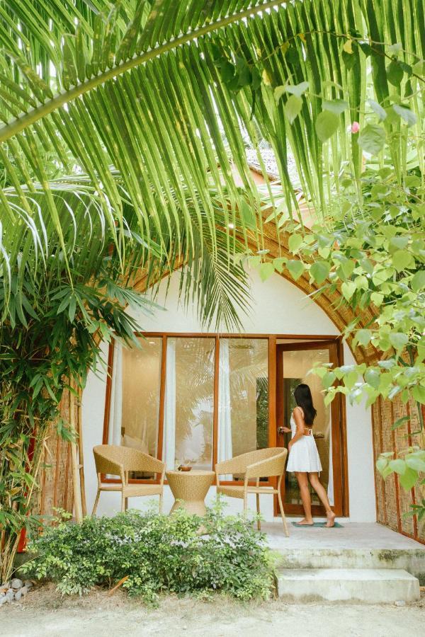 Tropical Temple Siargao Resort เจเนอรัลลูนา ภายนอก รูปภาพ