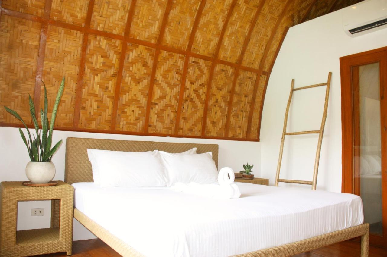 Tropical Temple Siargao Resort เจเนอรัลลูนา ภายนอก รูปภาพ
