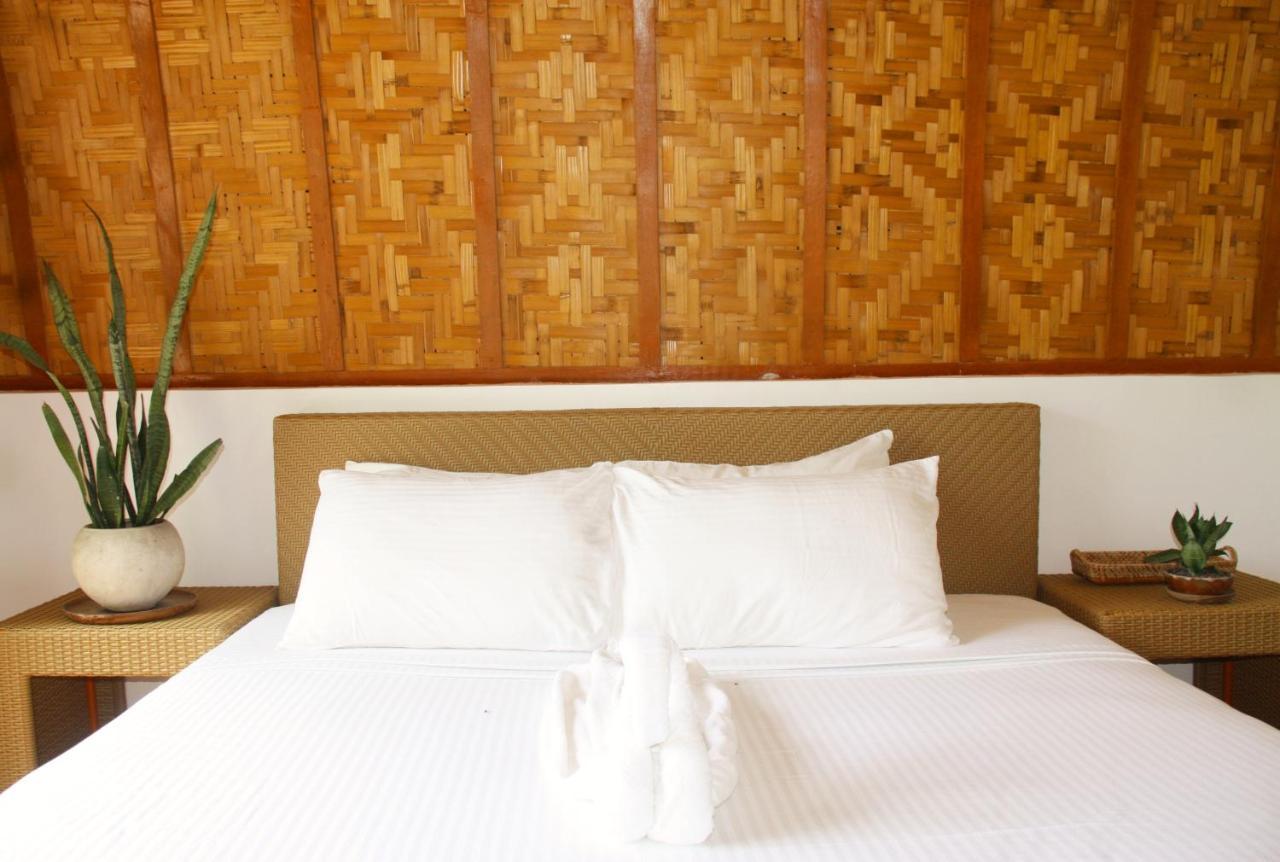 Tropical Temple Siargao Resort เจเนอรัลลูนา ภายนอก รูปภาพ